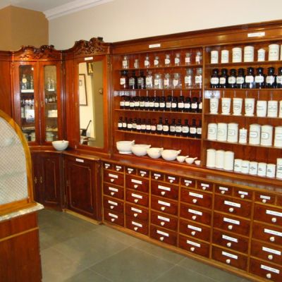 Cultivating the tradition of apothecaries
