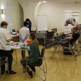 Employees again give blood as honorary blood donors